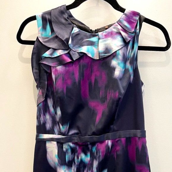 Tahari Silk Sheath Abstract Floral Dress, Wedding Cocktail Formal - Sz 4 - Picture 1 of 3